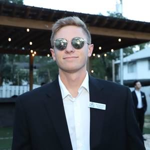 Meet your Posher, Mitchell